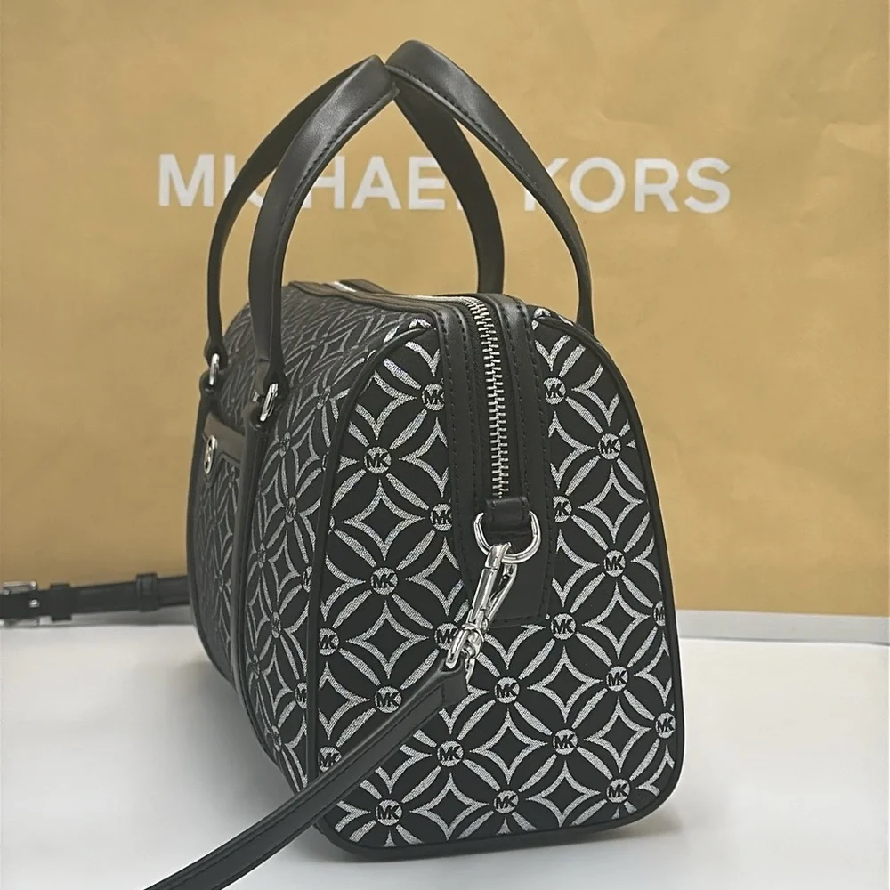 MICHAEL KORS JST TRAVEL MEDIUM DUFFLE SATCHEL SHOULDER CROSSBODY BAG MK BLACK
